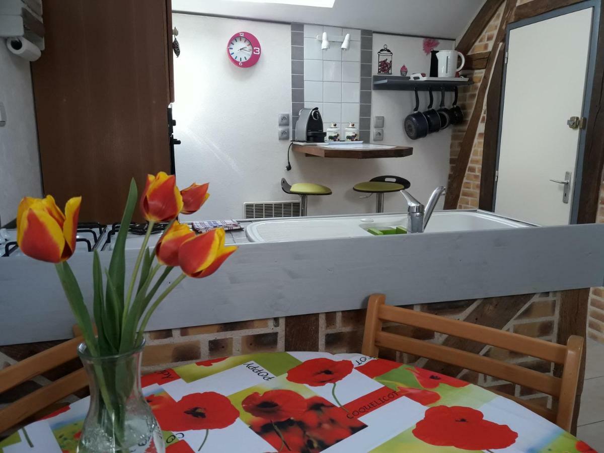 Fee Maison With Love Appartement Cuissai Экстерьер фото